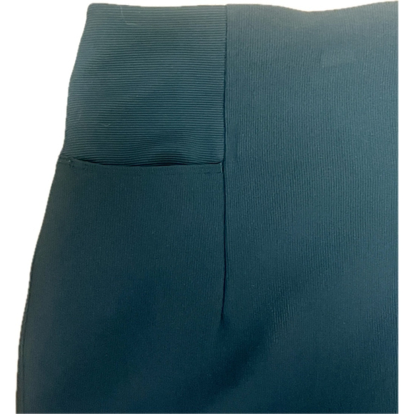 Lululemon Black Pencil Skirt – Size 10, High-Waist, NWOT - Picture 3 of 4